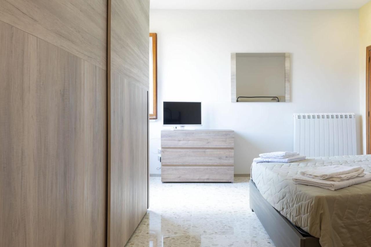 B&B Alba Sul Mare Guest House Massignano Luaran gambar